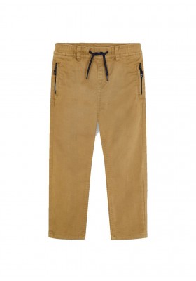 Pantalon jogger minicuadros de Mayoral para niño modelo 4561